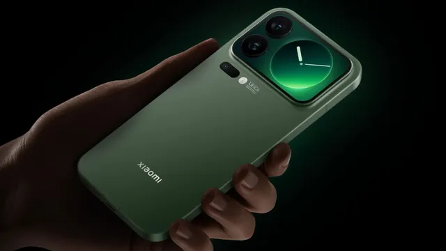 Xiaomi 18 Pro: Dual Display, 200MP कैमरा और 7000mAh बैटरी के साथ मचाएगा तहलका