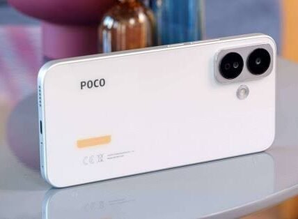 POCO X8 Unboxing: 8,340mAh बैटरी और 120Hz AMOLED देखकर आप भी कहेंगे—इतनी कम कीमत में इतना कुछ