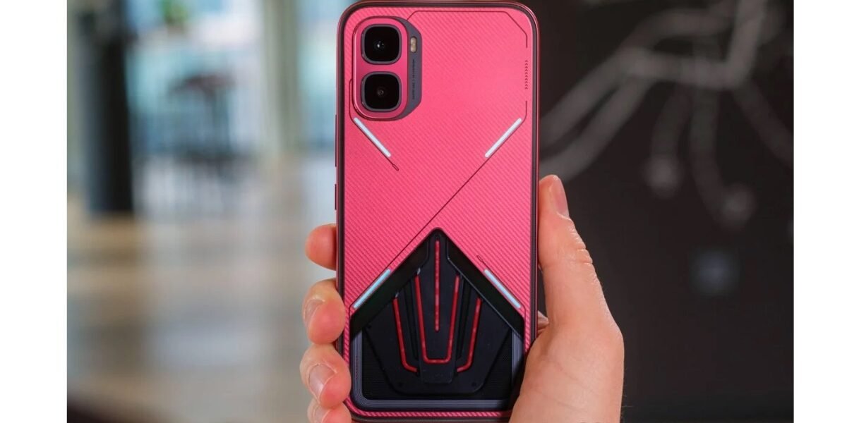 ￼ Infinix GT 50 Pro: Gaming के लिए कितना Powerful है यह Smartphone? जानें दमदार Features, Performance और Price